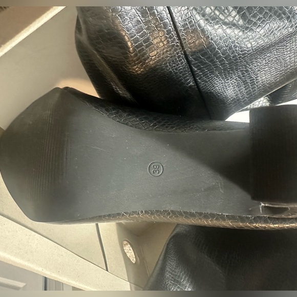 Black bootie heels from Vero Moda size 39 - Picture 7 of 8